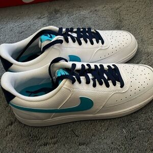 Nike Court Vision Lo NBA